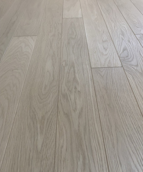 Масивна дошка для підлоги дуб