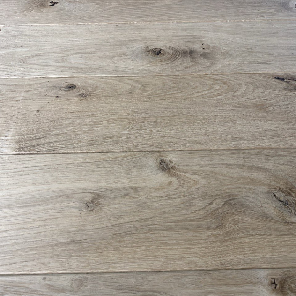 Масивна дошка для підлоги дуб